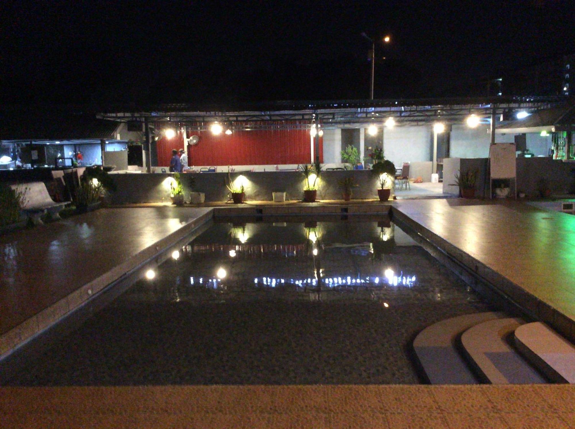 Green Town Hotel And Resort 포트딕슨 외부 사진