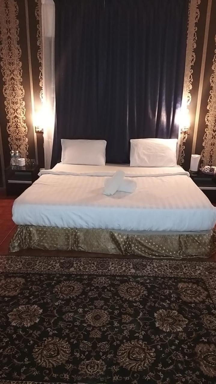 Green Town Hotel And Resort 포트딕슨 외부 사진